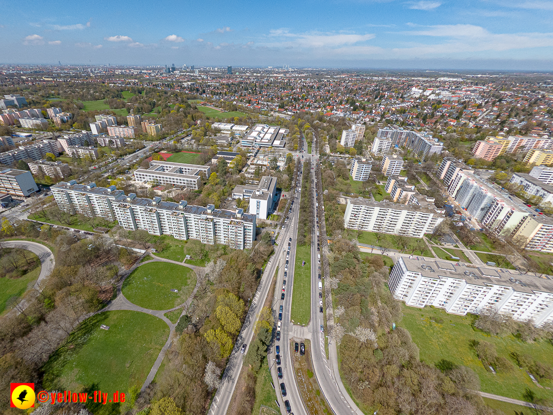 21.04.2023 - Baustelle Haus für Kinder in Neuperlach